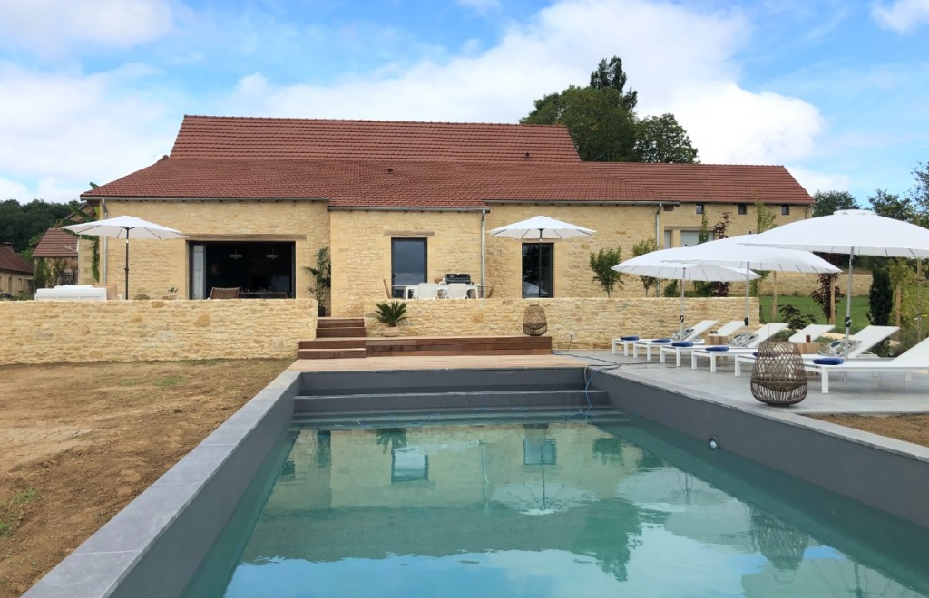 AGREABLE MAISON RENOVEE...